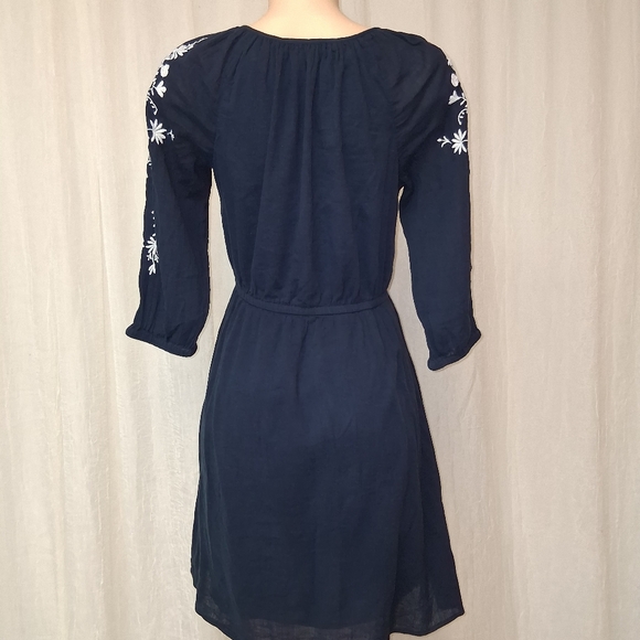 Talbots Dark Blue Dress with White Floral Embroidery Size Sp Made INDIA - Picture 7 of 14